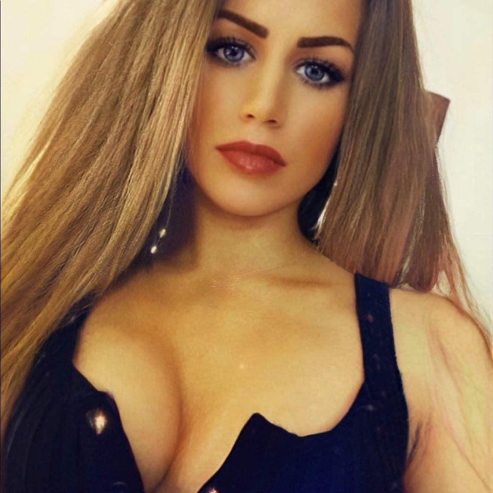 Meet your Posher, Hannah